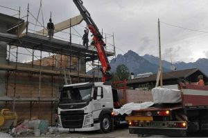 gru e attrezzature per cantieri